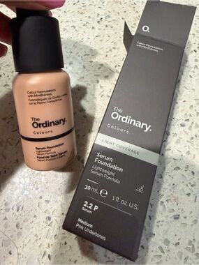 The Ordinary Serum Foundation - Medium Pink (Light Coverage)